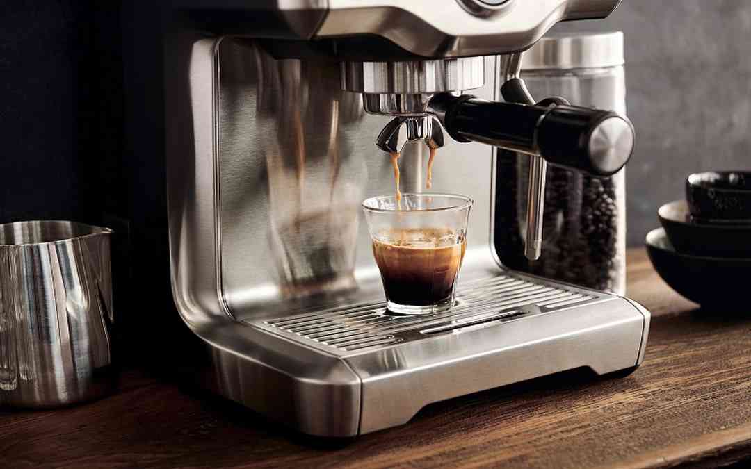 Máy pha cà phê viên có nhiều chức năng hỗ trợ tiện lợi cho người dùng
