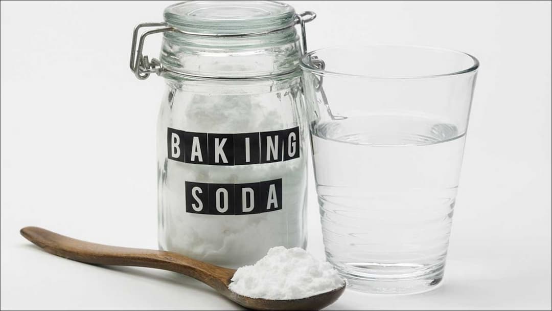 Cách thông bồn cầu bằng baking soda 