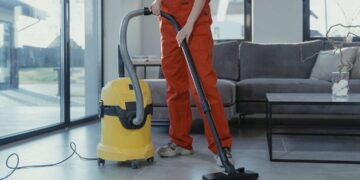 Thường xuyên vệ sinh đường ống hút